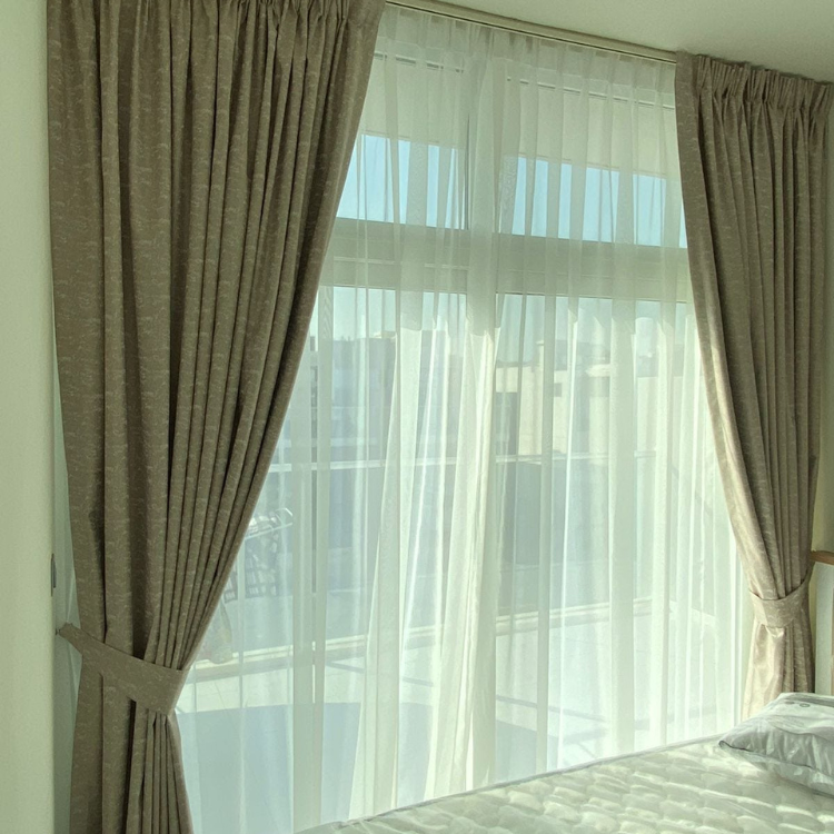 custom curtains dubai